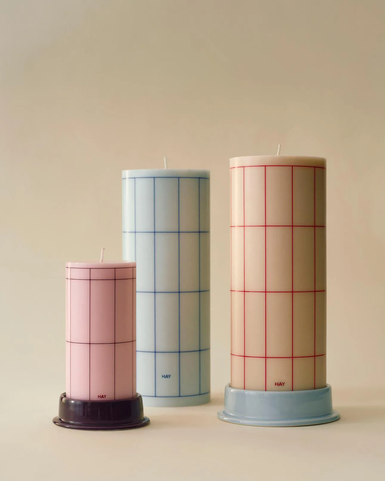 Column Candle blockljus large 25 cm, Off white-red grid check HAY