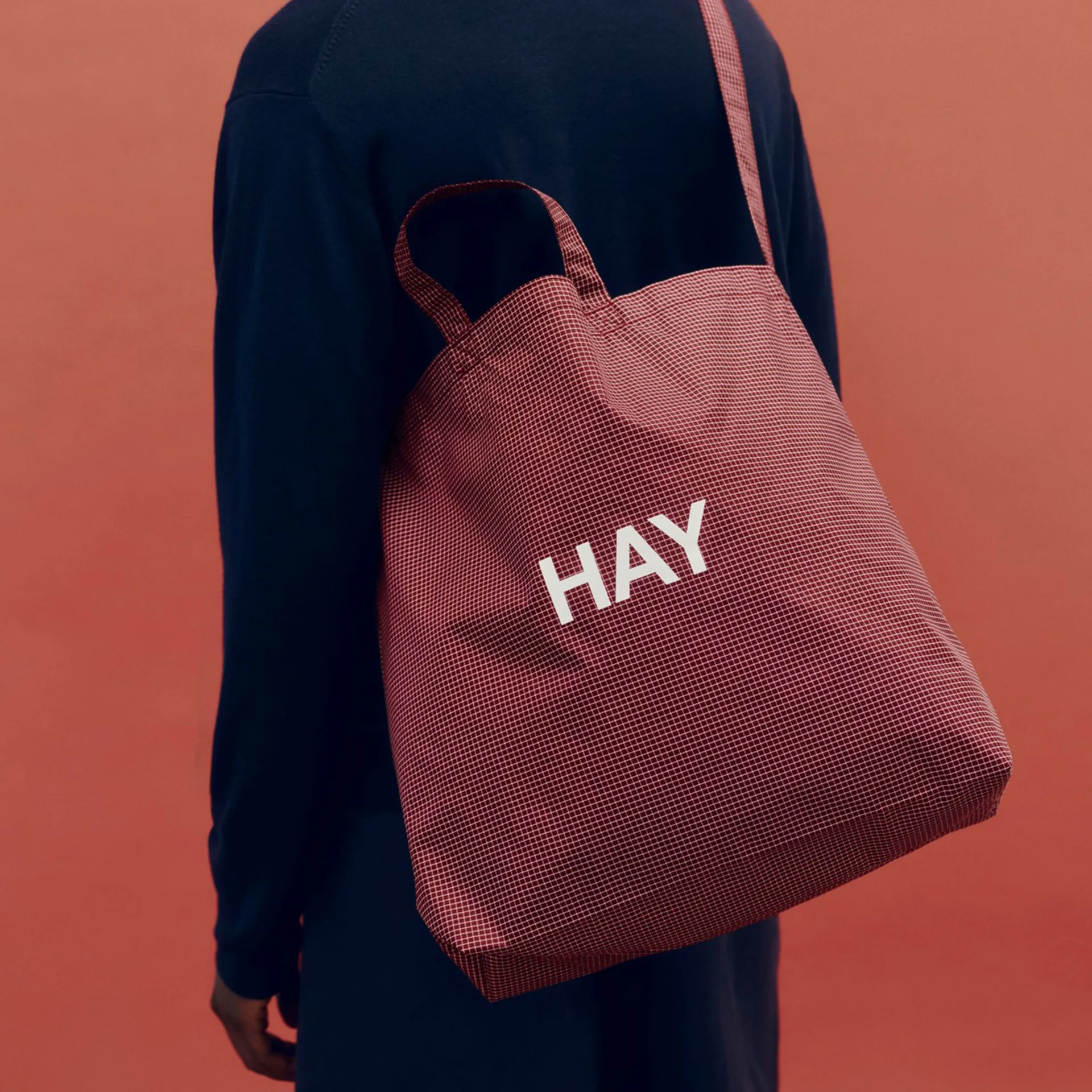 Grid Crossover Bag väska medium, Burgundy, medium HAY