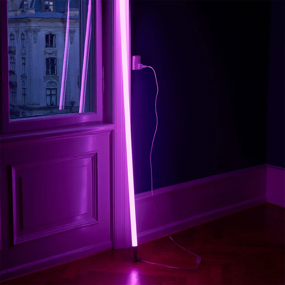 Neon Tube lysrörslampa 150 cm, warm white HAY