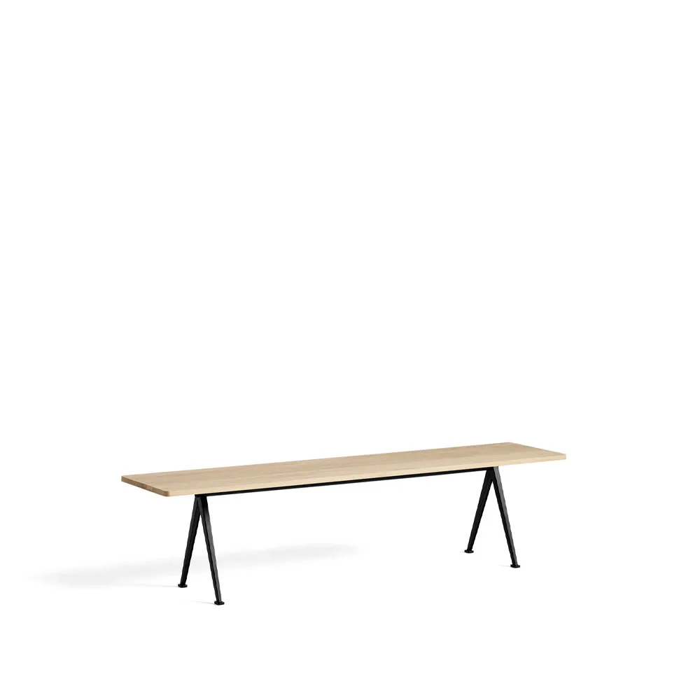 Pyramid bänk, Oak matt lacqured-190cm-svart stålstativ HAY