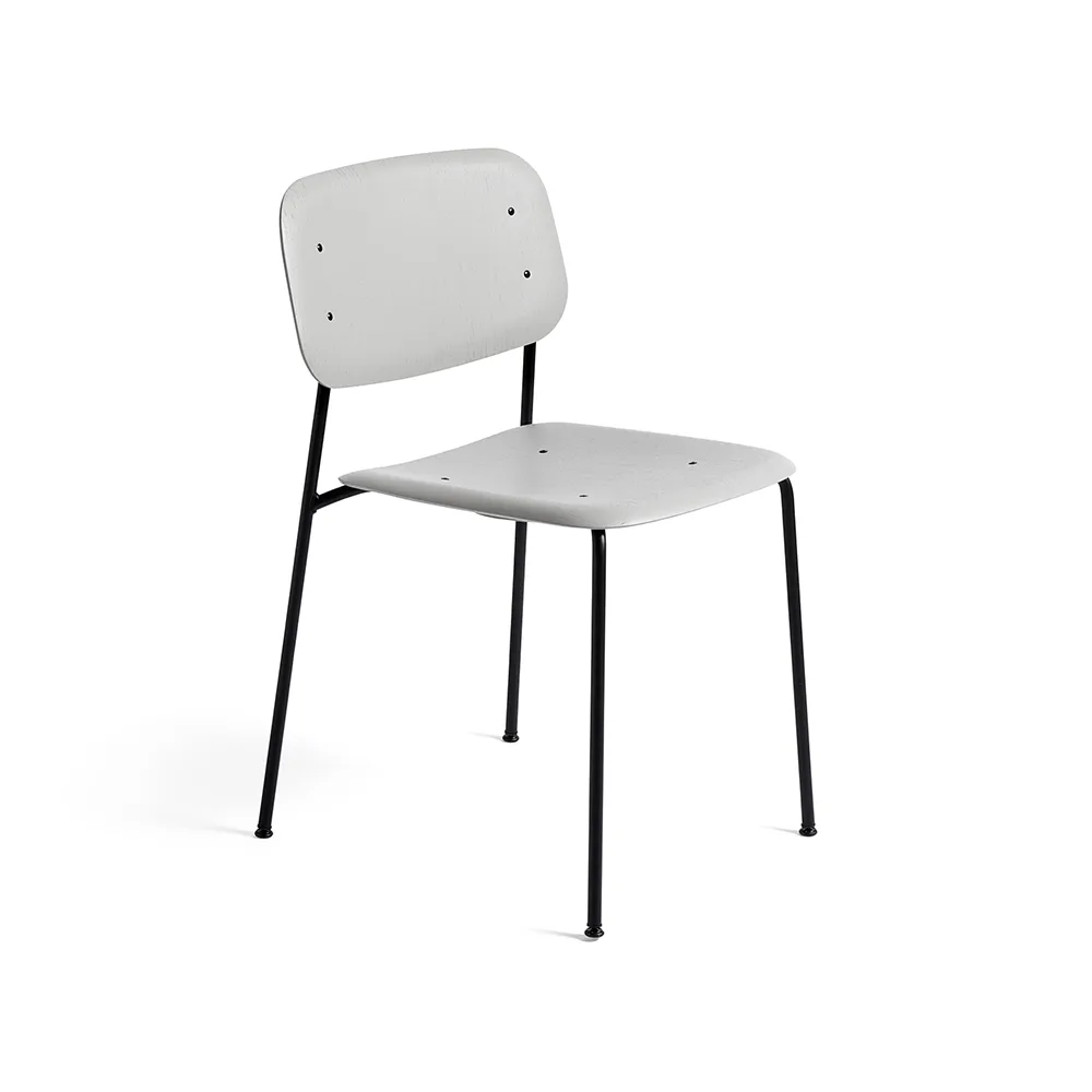 Soft Edge 40 stol, Soft grey, svart stålstativ HAY