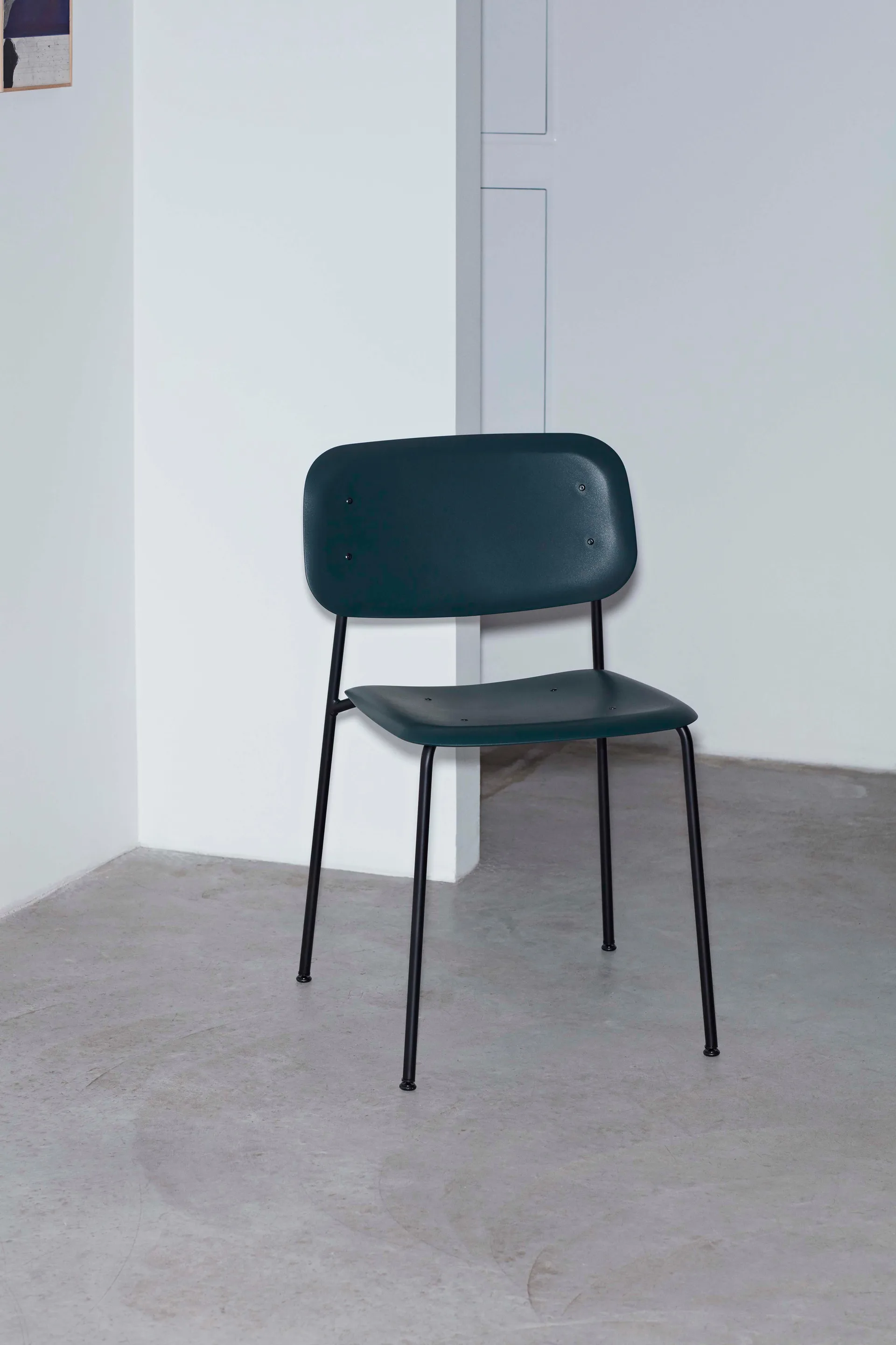 Soft Edge 45 stol, Hunter-svart stålstativ HAY