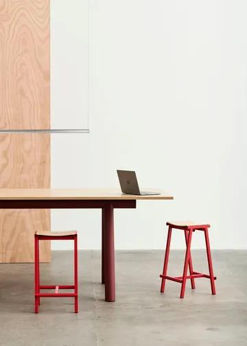 Taburete 8 low barstol 65 cm - Signal red (röd) - HAY