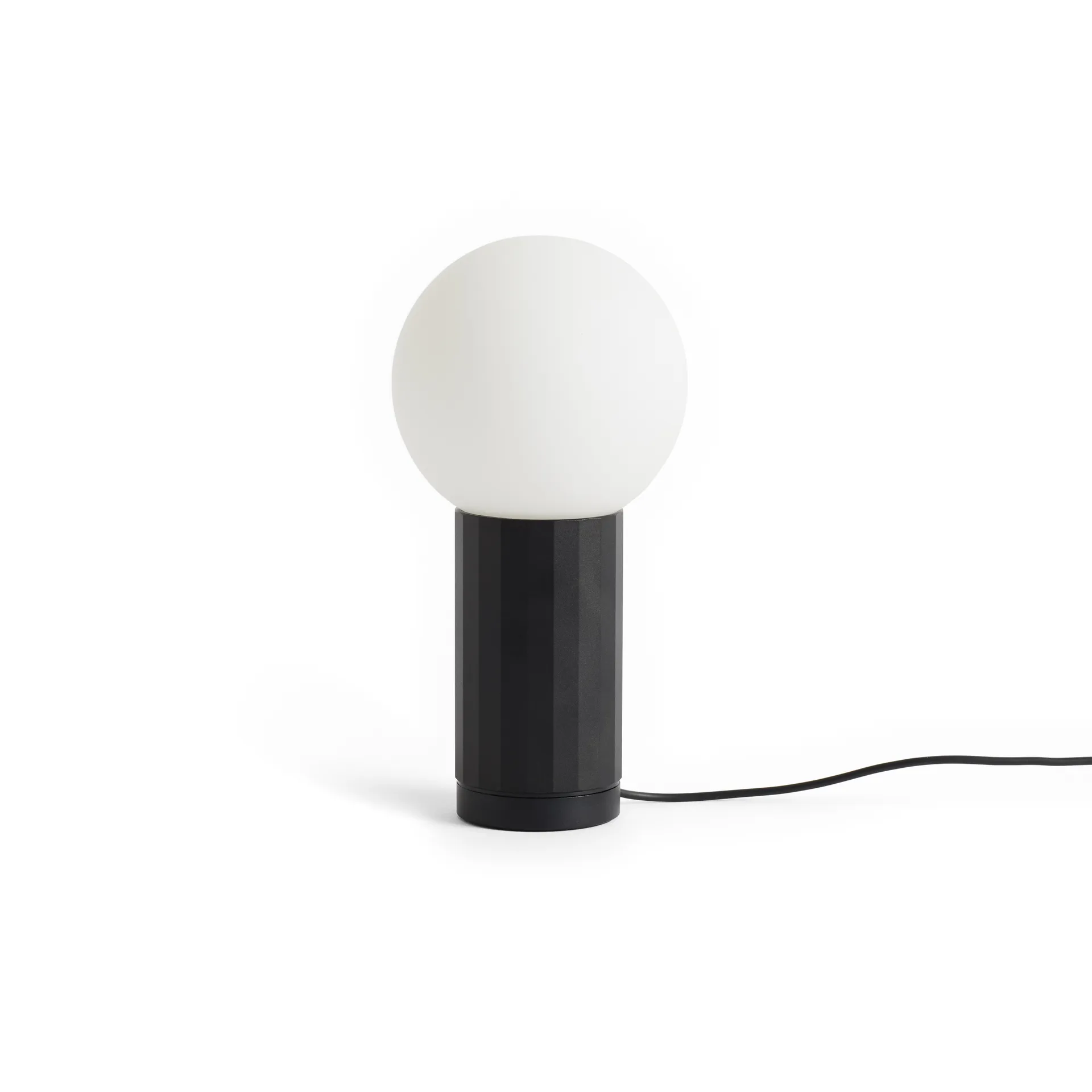 Turn On bordslampa G9, Black HAY