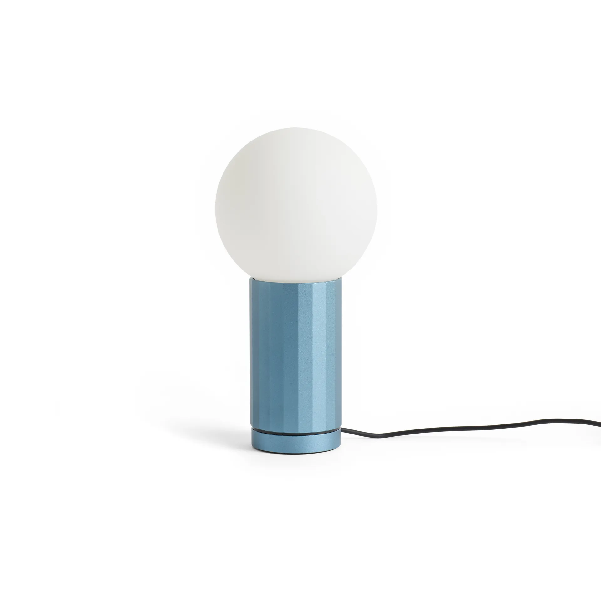Turn On bordslampa G9, Blue HAY