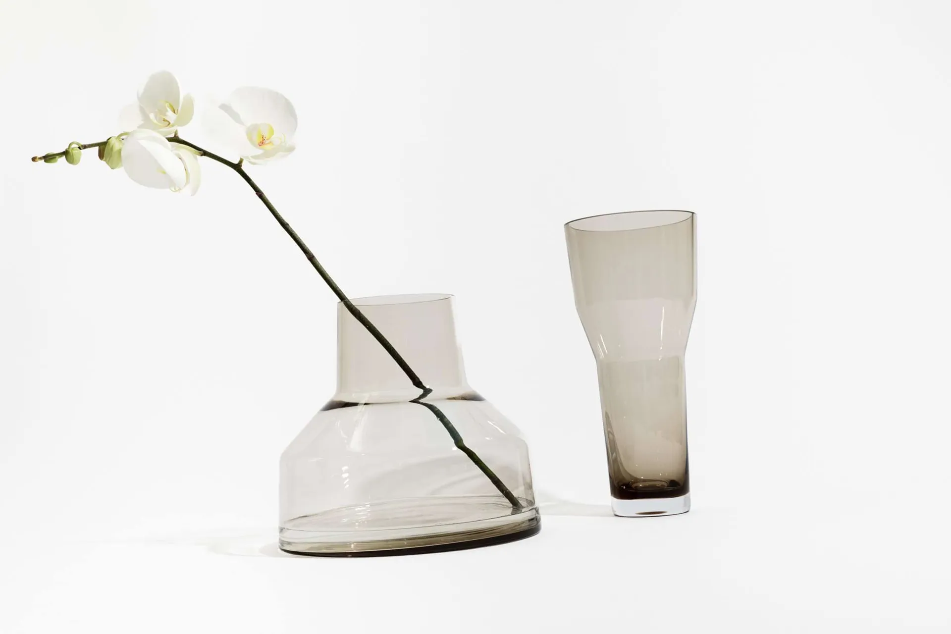 Solare vas hög Ø12x26 cm, Linne Iittala
