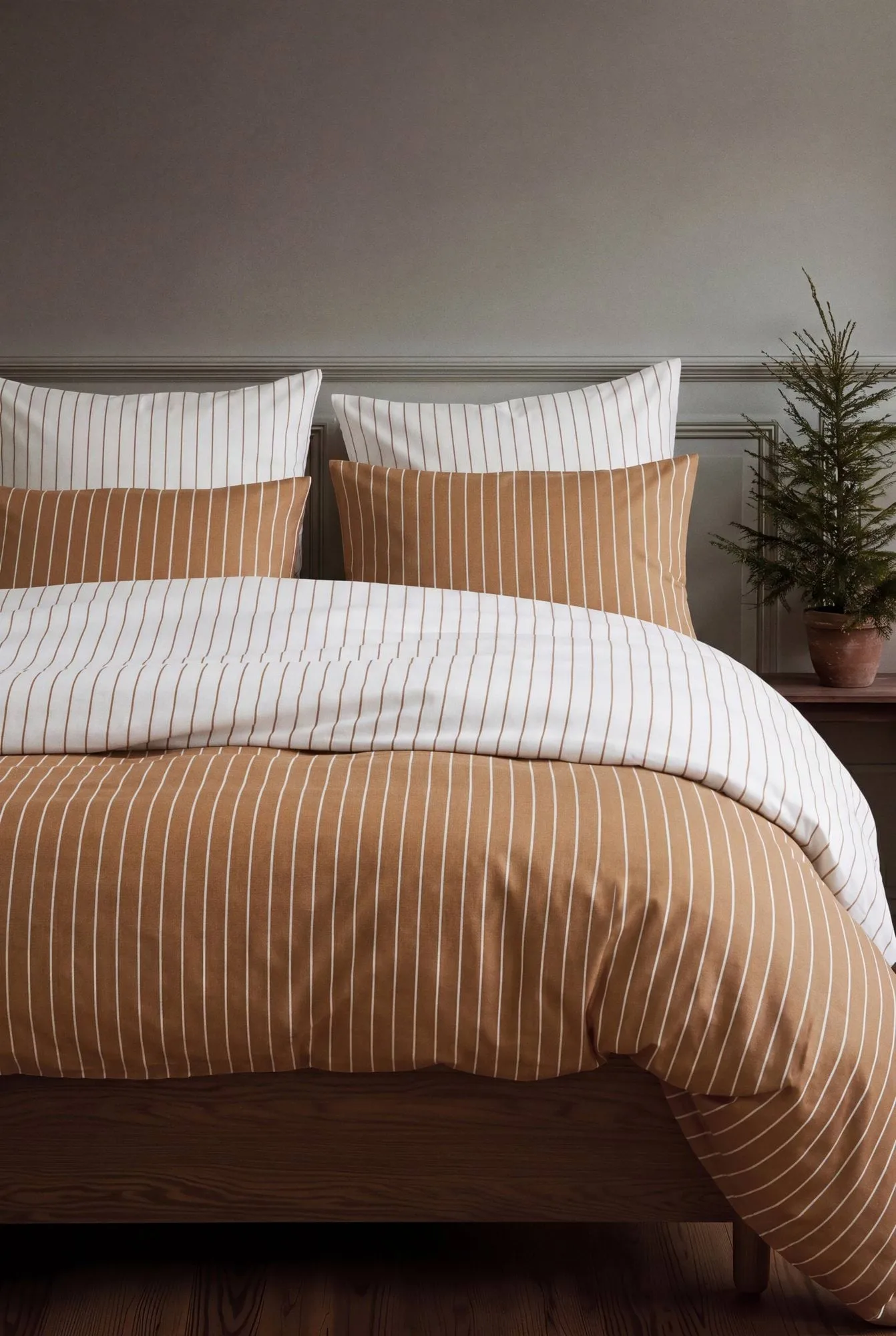 Soft Påslakanset, 150x210/50x60 cm, Karamell-offwhite Juna