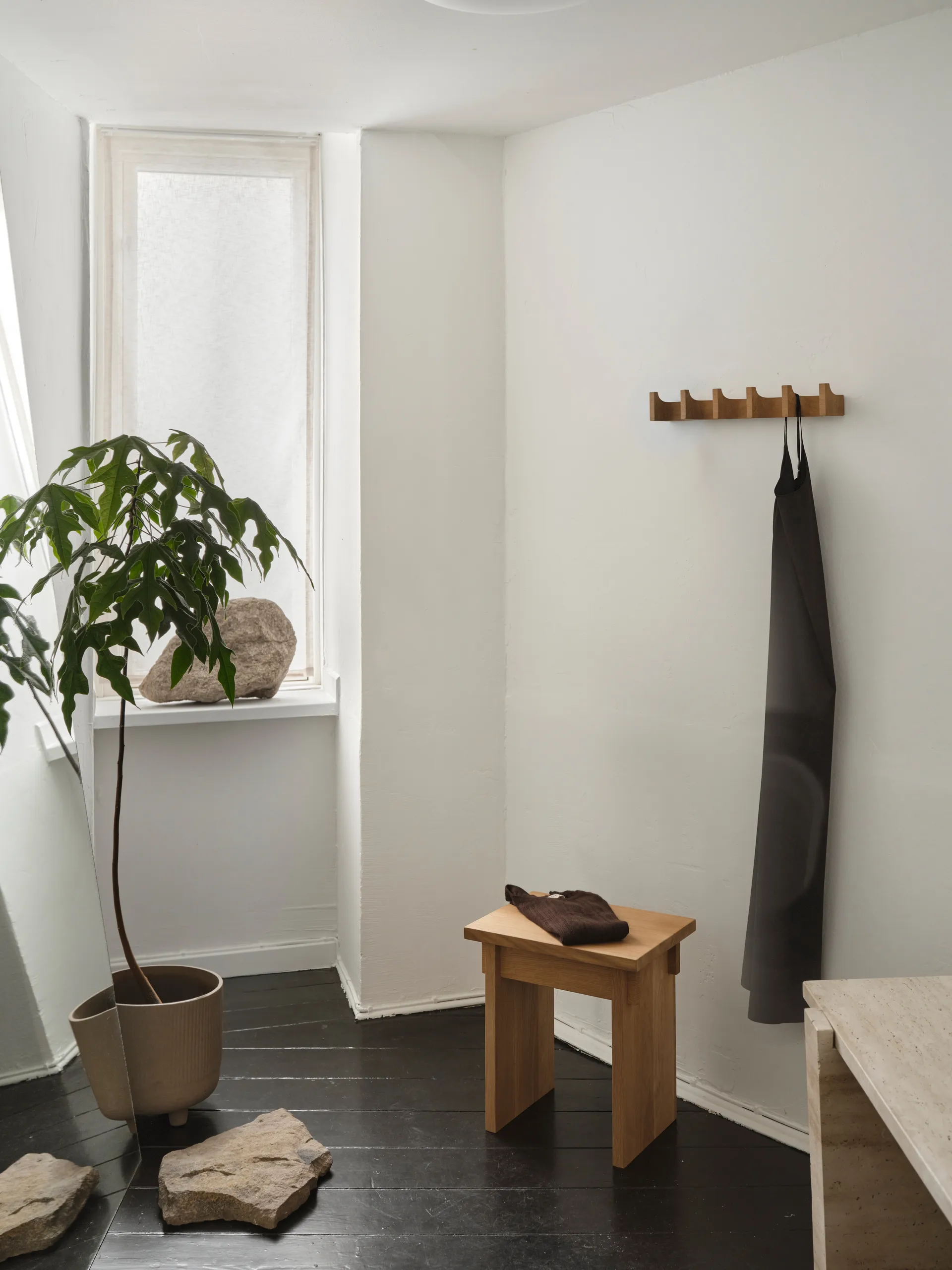 Column klädhängare 49 cm, Varm oljad ek Kristina Dam Studio