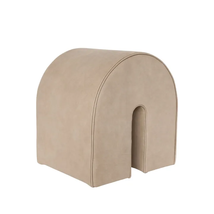 Curved sittpuff - Läder light brown - Kristina Dam Studio