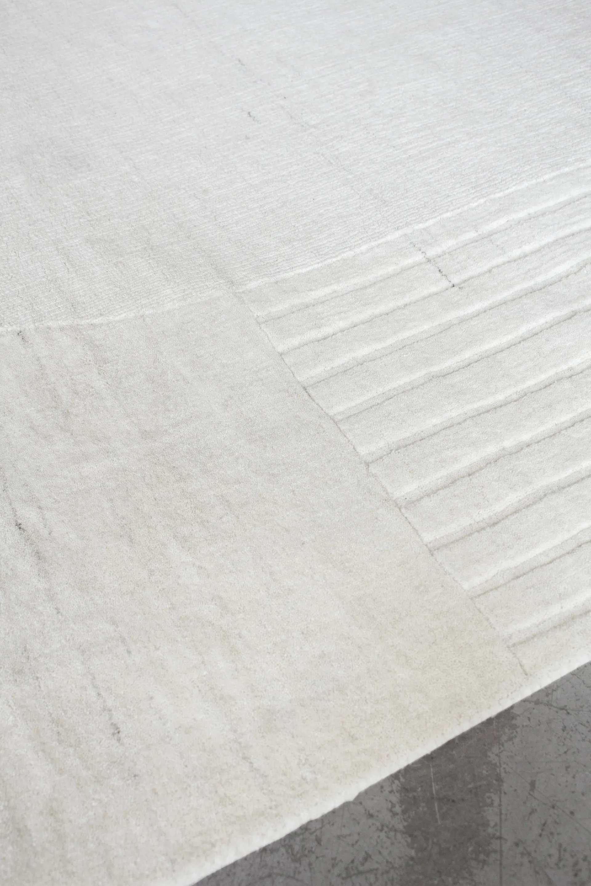 Circular ullmatta 180x270 cm, Bone white Layered