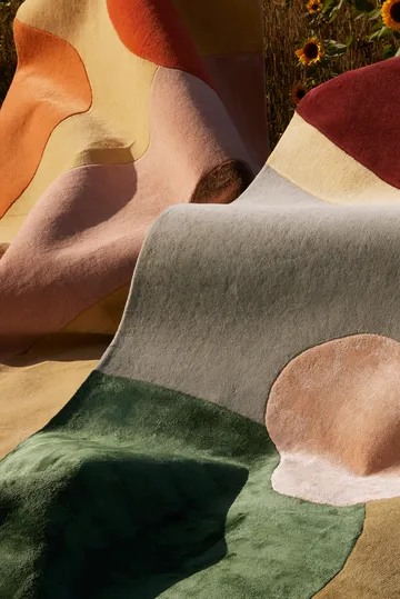 Sleeping Flower ullmatta - 200x300 cm - Layered