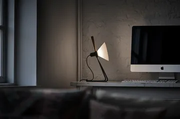 Spot vägg/bordslampa - Black-smoked oak - Le Klint