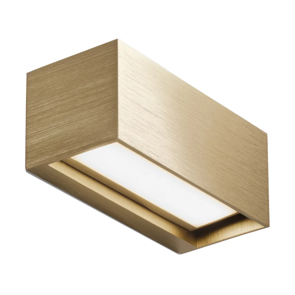 Linea W1 vägglampa switch tune, Brass 7x15 cm Light-Point
