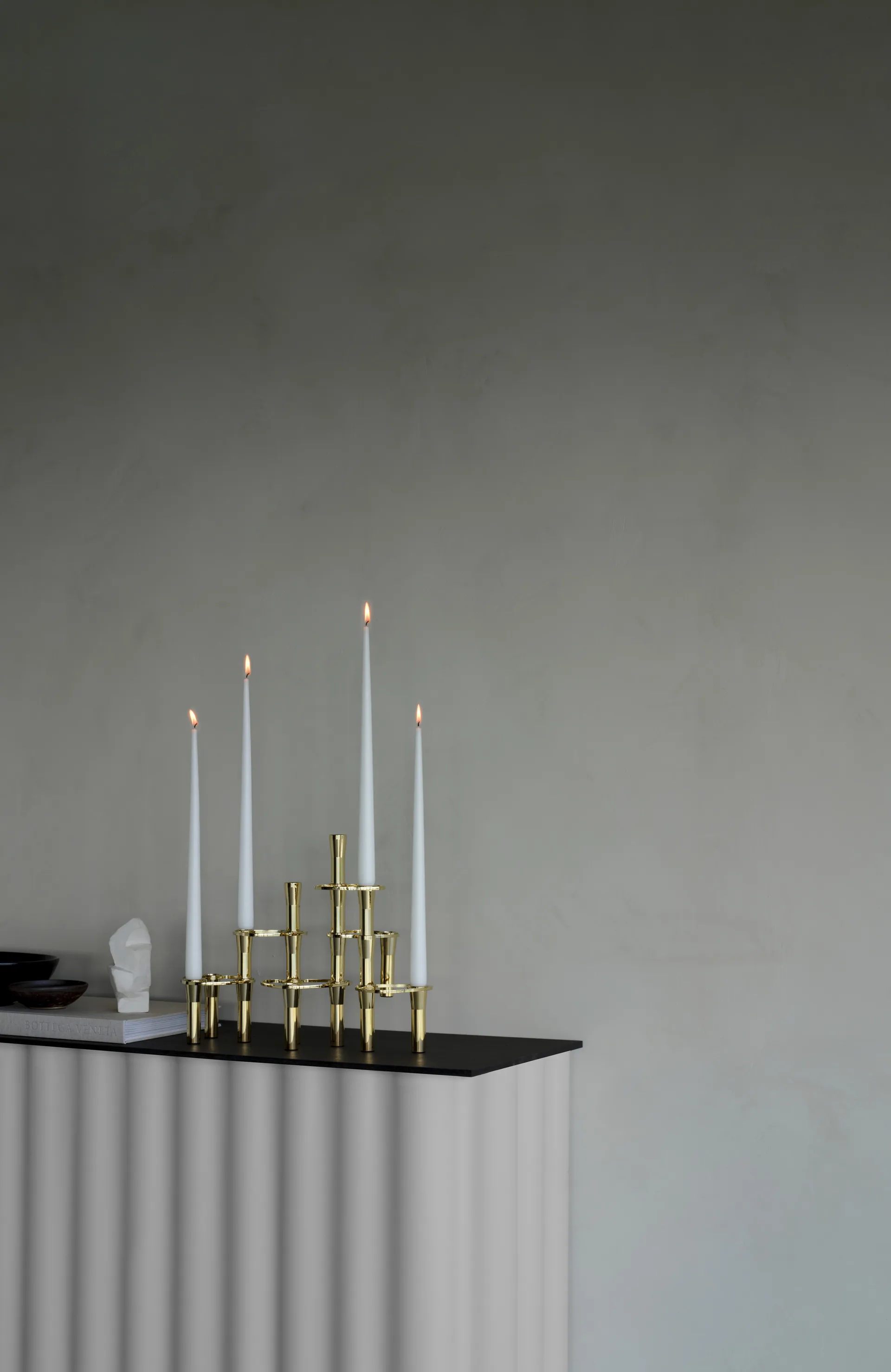 Lind Curve kombinerbar ljusstake 24K guldplätering, Single LIND DNA