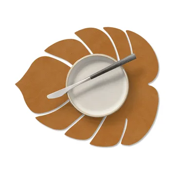 Monstera Leaf Nupo bordstablett S - Burned curry - LIND DNA