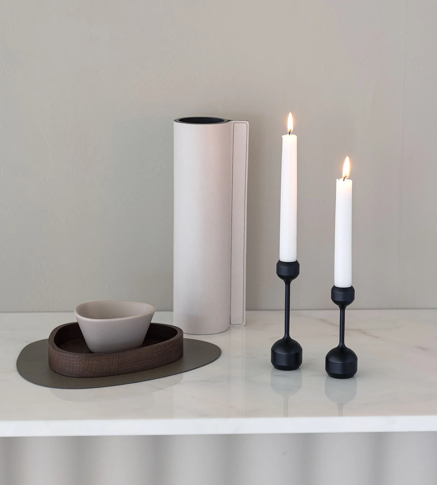 Silhouette ljusstake 2 delar, Black LIND DNA