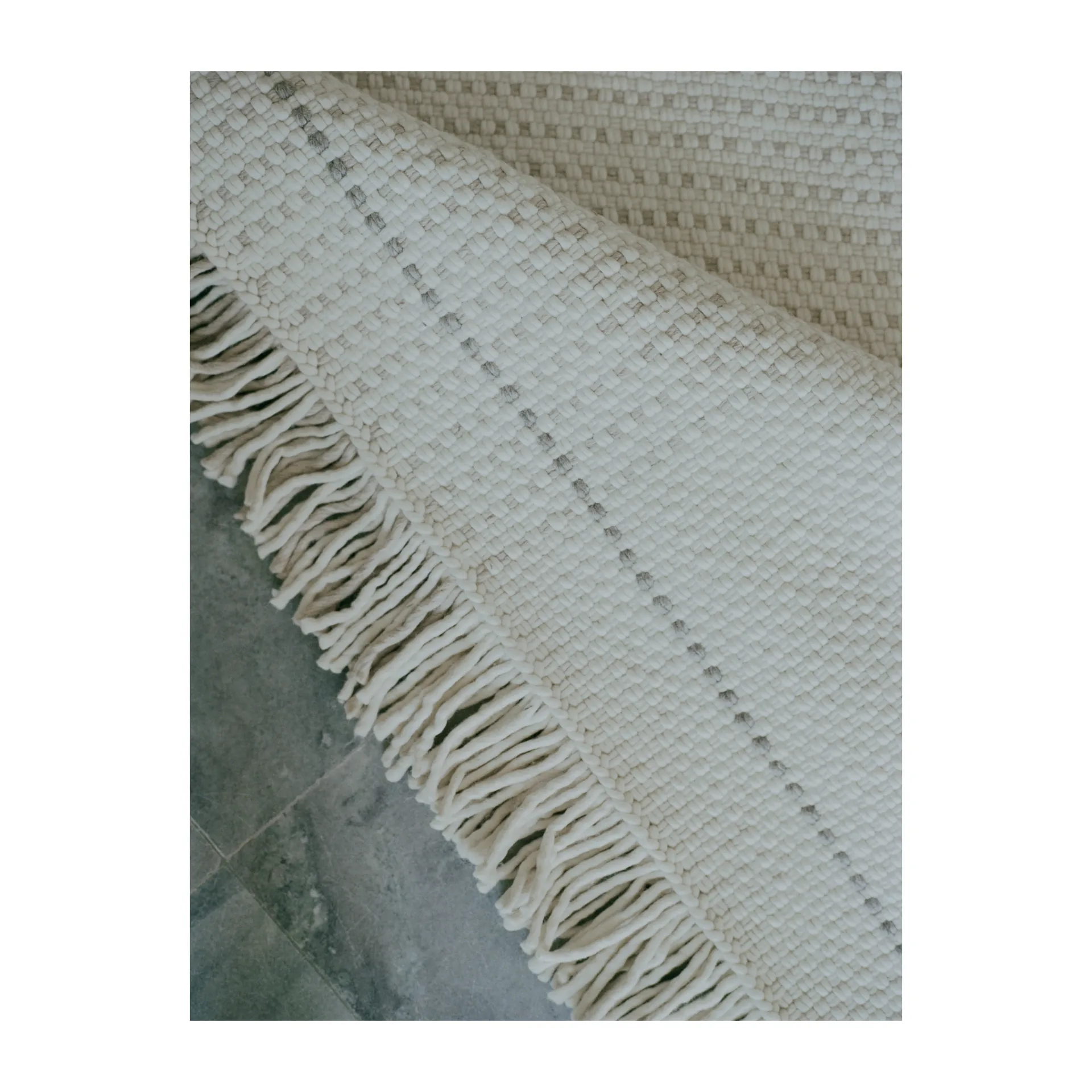 Awakened Mind ullmatta 200x300 cm, White Linie Design