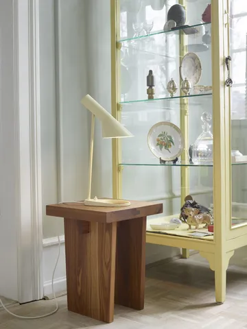 AJ MINI bordslampa - Soft lemon - Louis Poulsen
