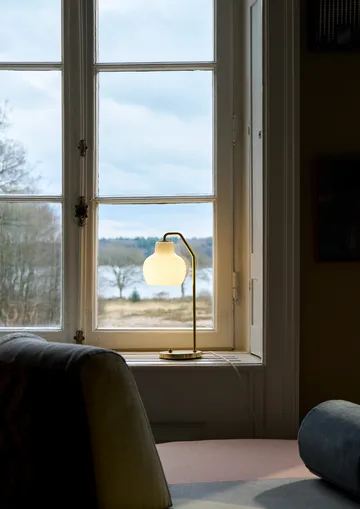 VL Ring Crown bordslampa Ø15 cm - Mässing-opalglas - Louis Poulsen