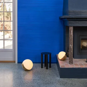 VL Studio bords-/golvlampa Ø32 cm - Mässing - Louis Poulsen
