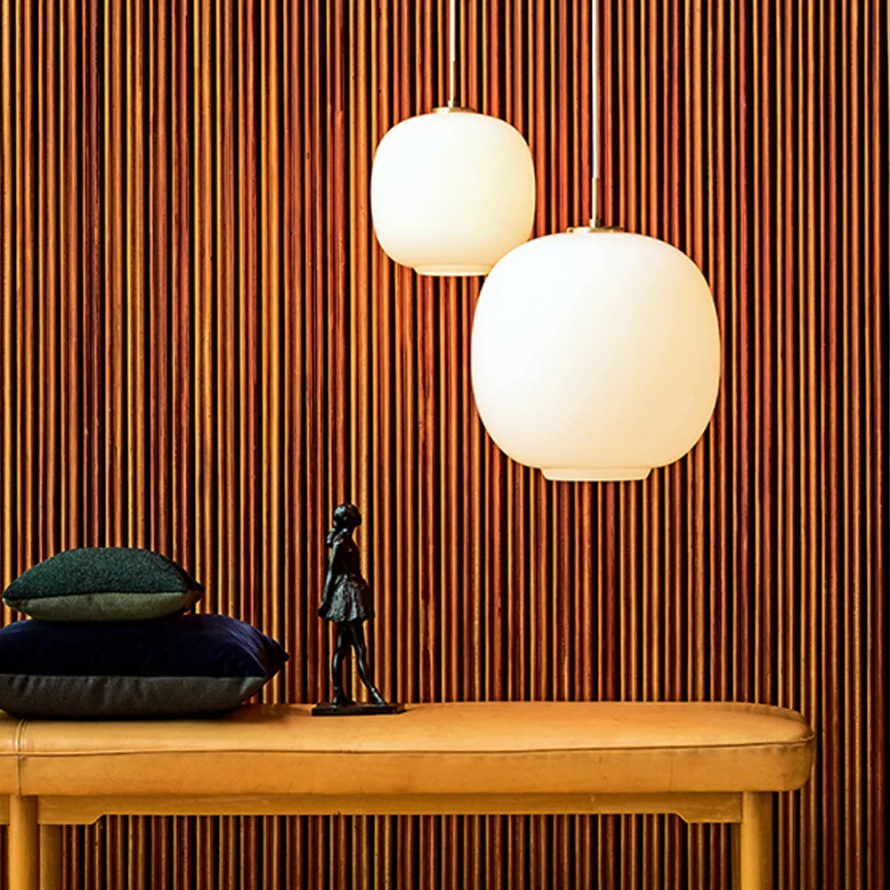 VL45 Radiohus LED stor pendel, Brass-white opal glass Louis Poulsen