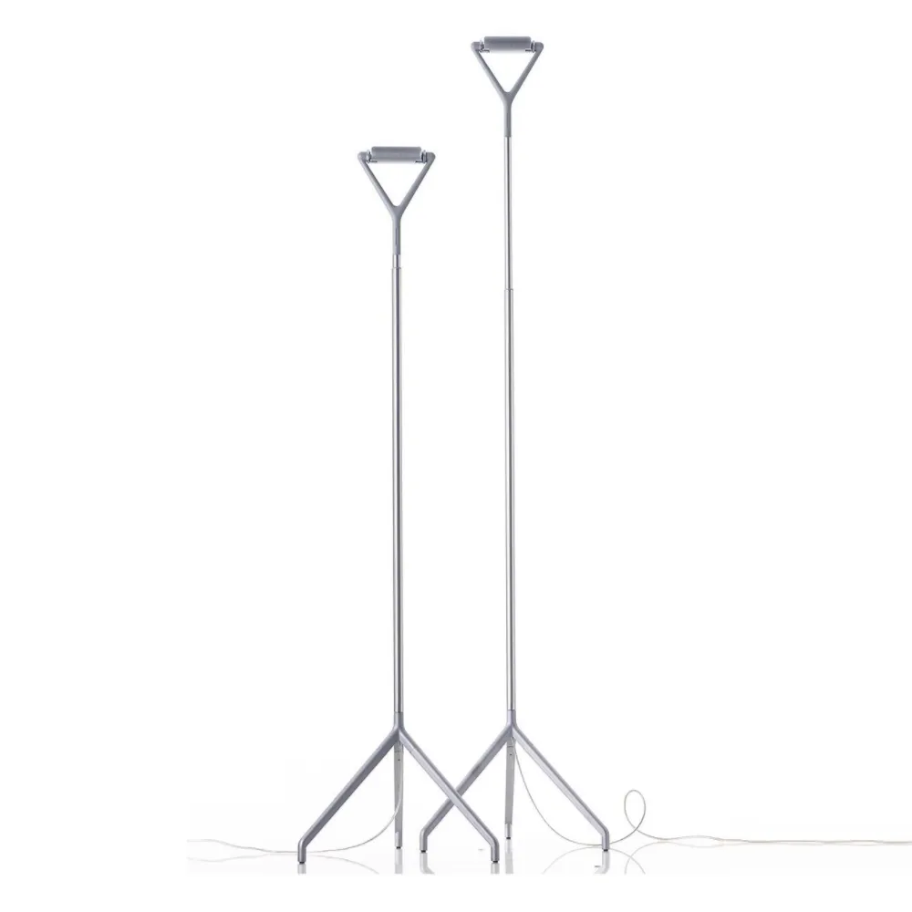 Lola D15ND golvlampa, aluminium Luceplan