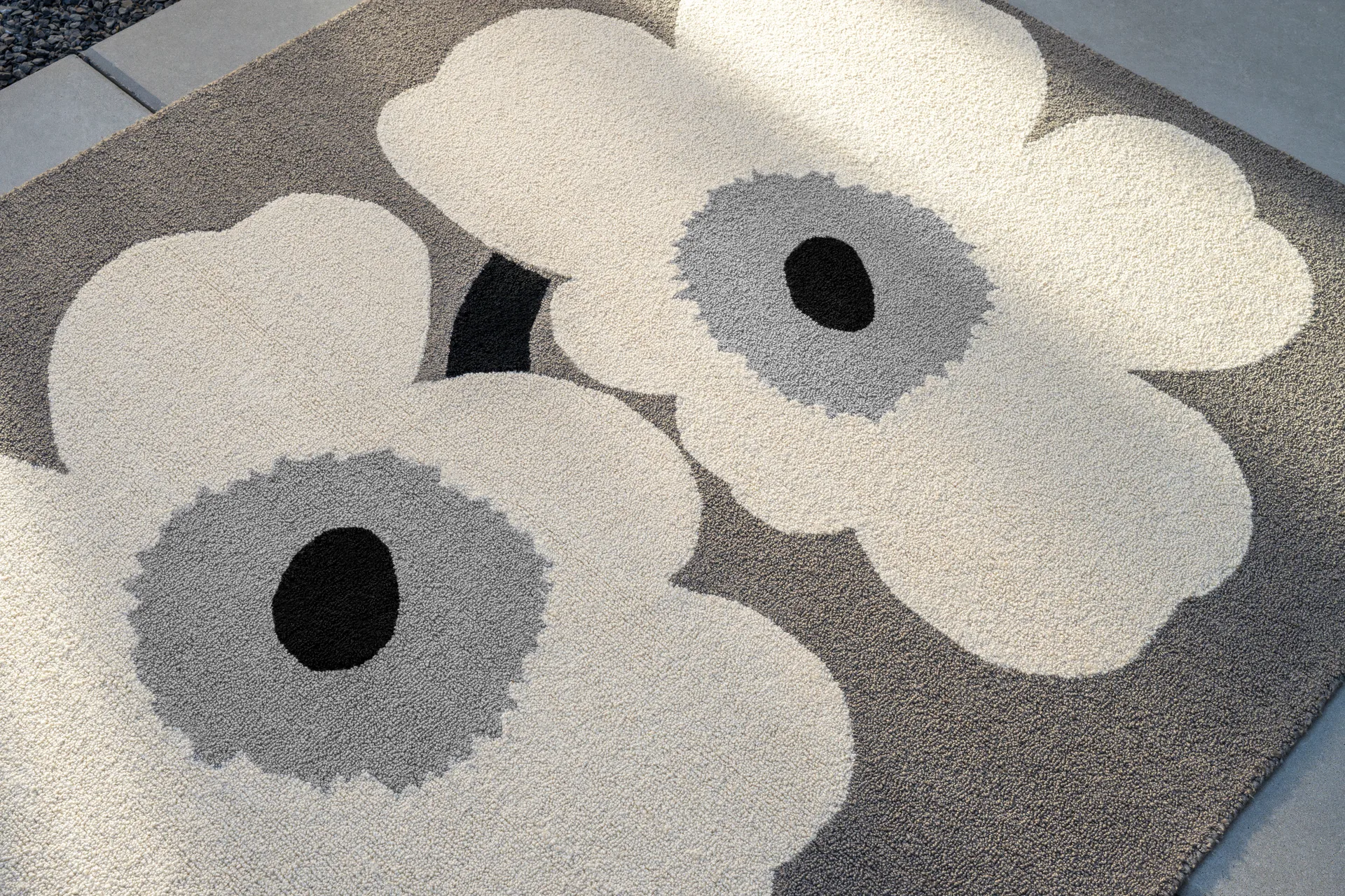Unikko anniversary matta outdoor, Grey, 200x280 cm Marimekko