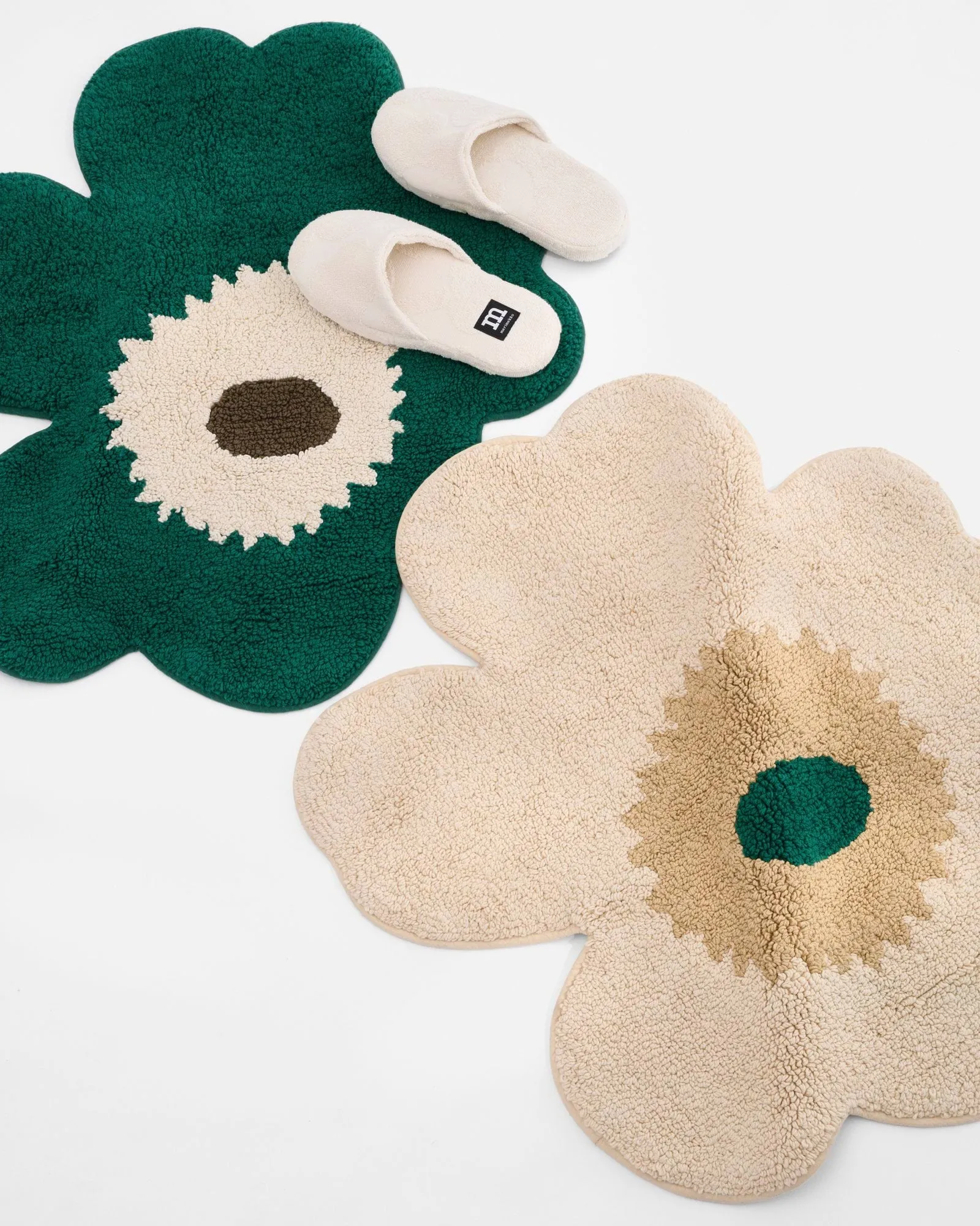 Unikko badrumsmatta 73x74 cm, Emerald-off white-mole Marimekko