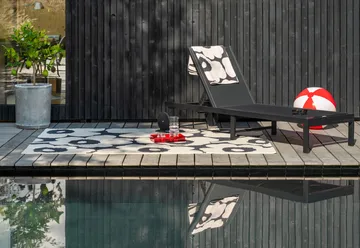 Unikko matta outdoor - Charcoal-white, 250x350 cm - Marimekko