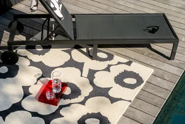 Unikko matta outdoor - Charcoal-white, 250x350 cm - Marimekko