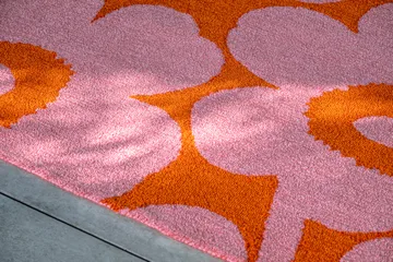 Unikko matta outdoor - Pink-orange, 140x200 cm - Marimekko