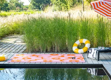 Unikko matta outdoor - Pink-orange, 140x200 cm - Marimekko