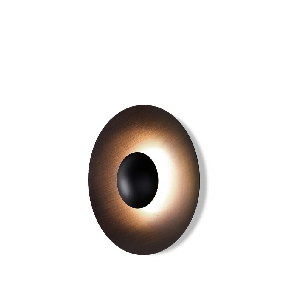Ginger 32 C vägglampa, wenge Marset