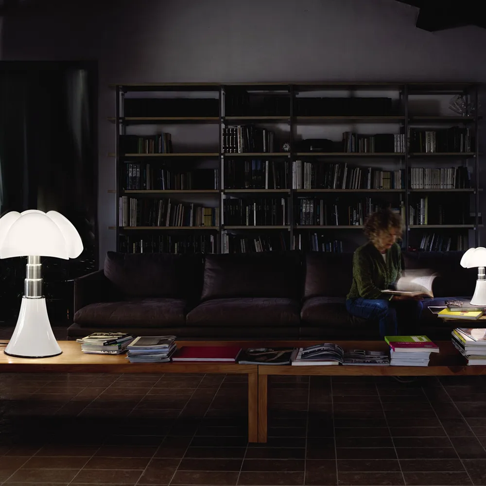 Pipistrello Mini bordslampa, mässing satin-vit skärm Martinelli Lucé