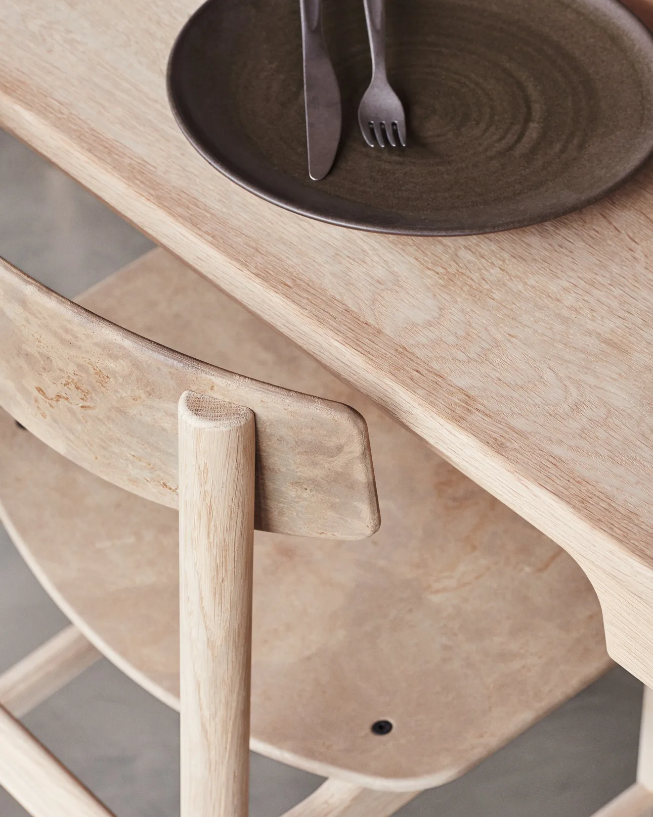 Conscious BM3162 stol, Soaped oak-coffee waste light Mater