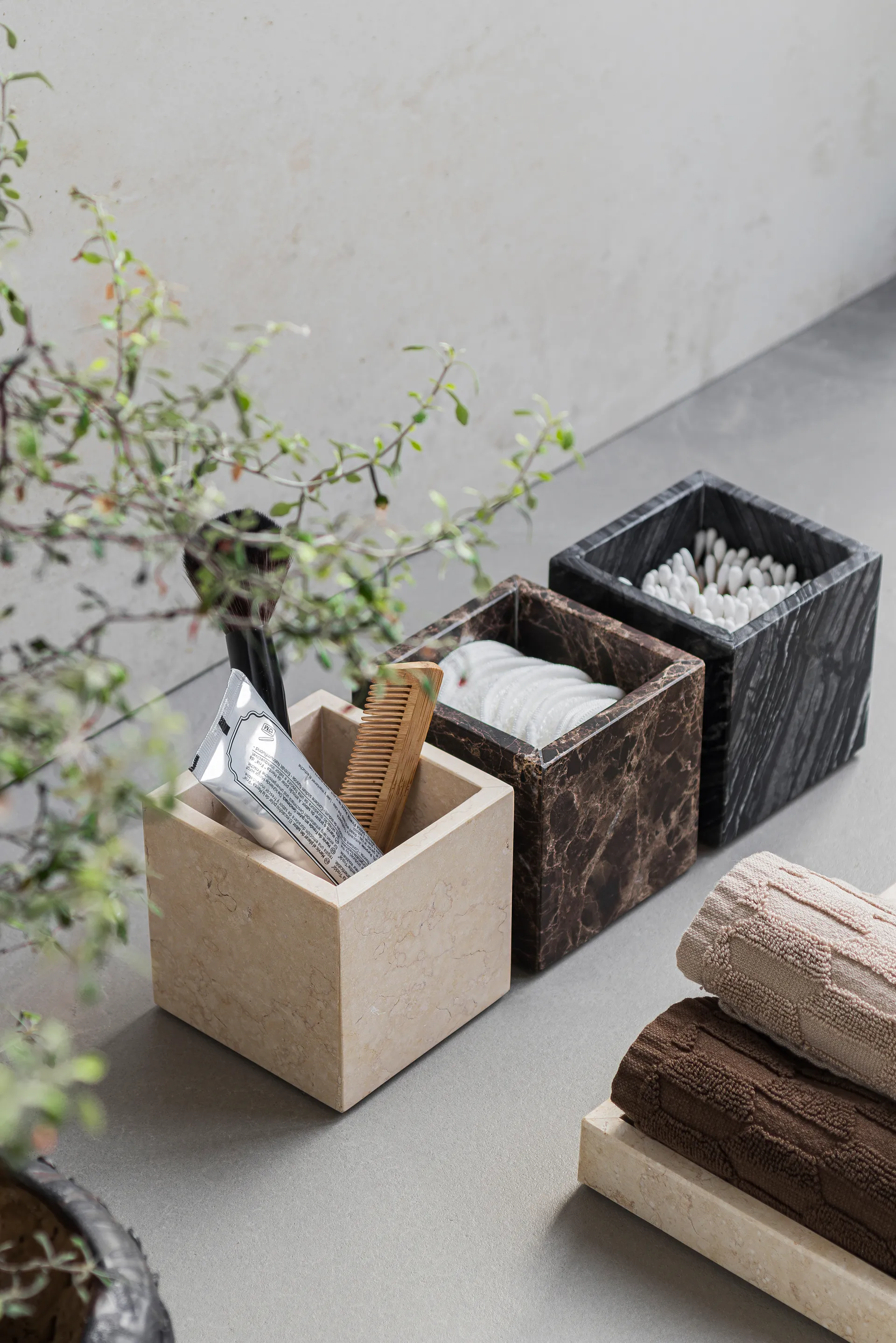 Marble kub 8,5x8,5 cm, Black-grey Mette Ditmer