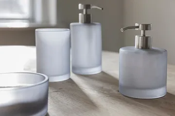 Modest burk med lock Ø10,5 cm - Dove blue - Mette Ditmer