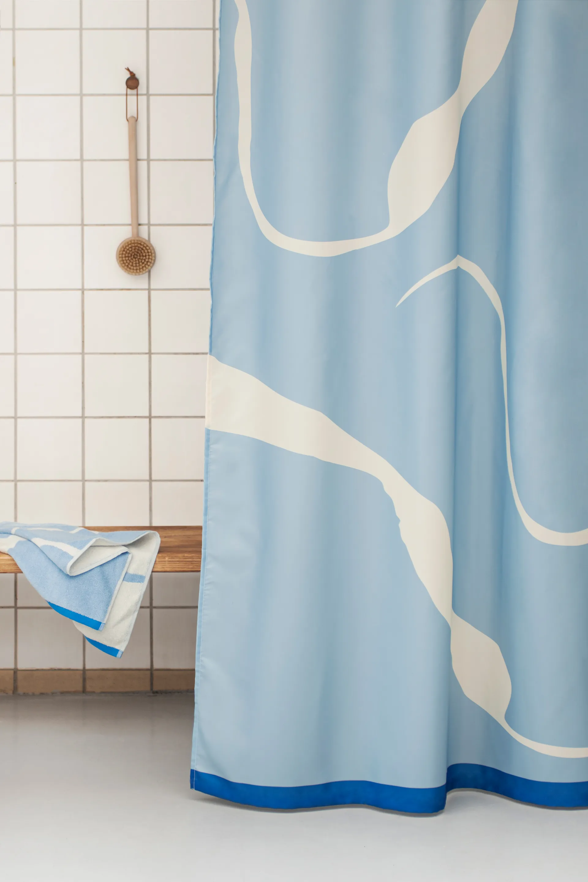 Nova Arte duschdraperi 150x200 cm, Light blue-off-white Mette Ditmer