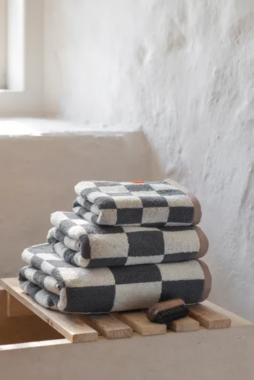 Retro handduk - Dark grey, 70x133 cm - Mette Ditmer