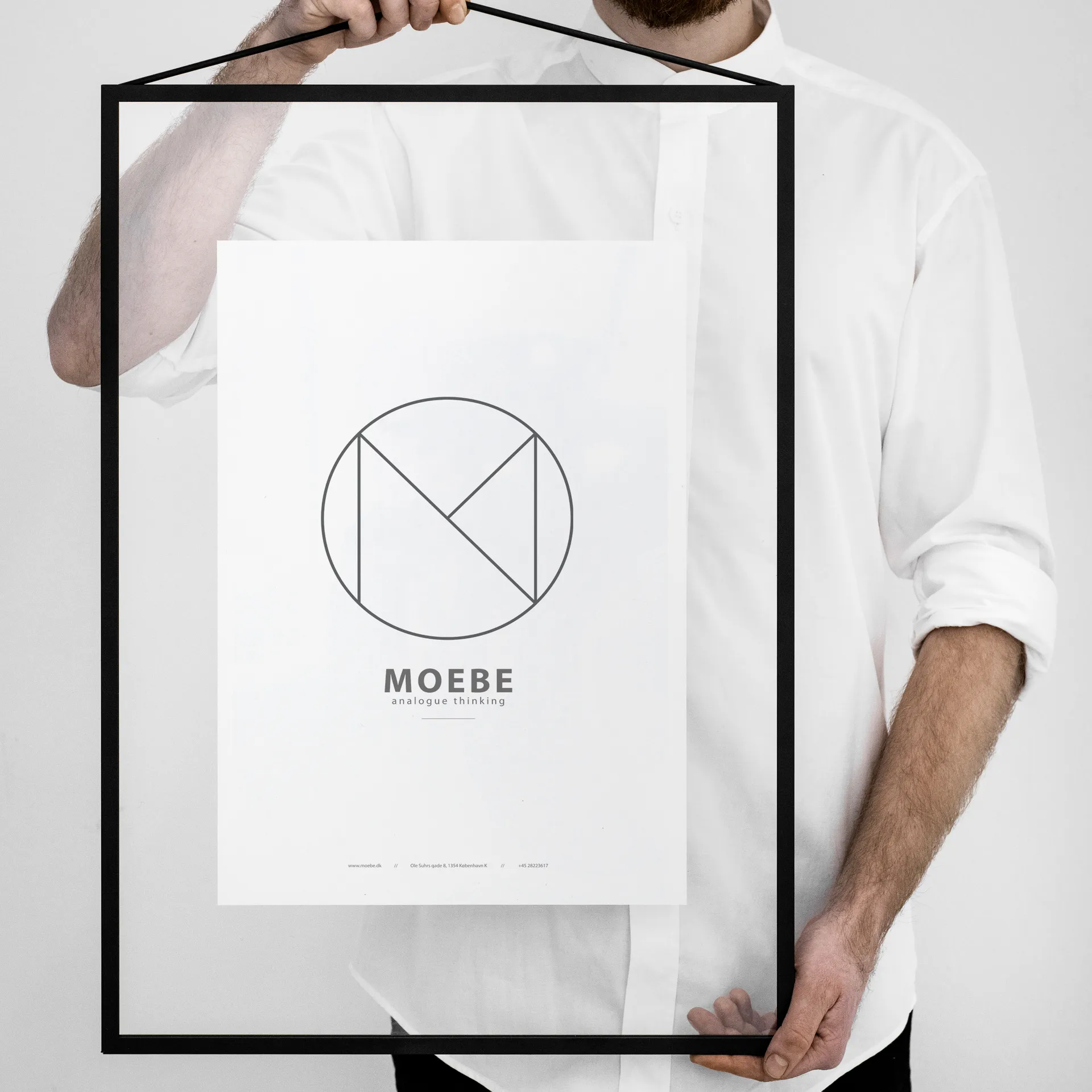 Moebe Frame A2, Svart MOEBE
