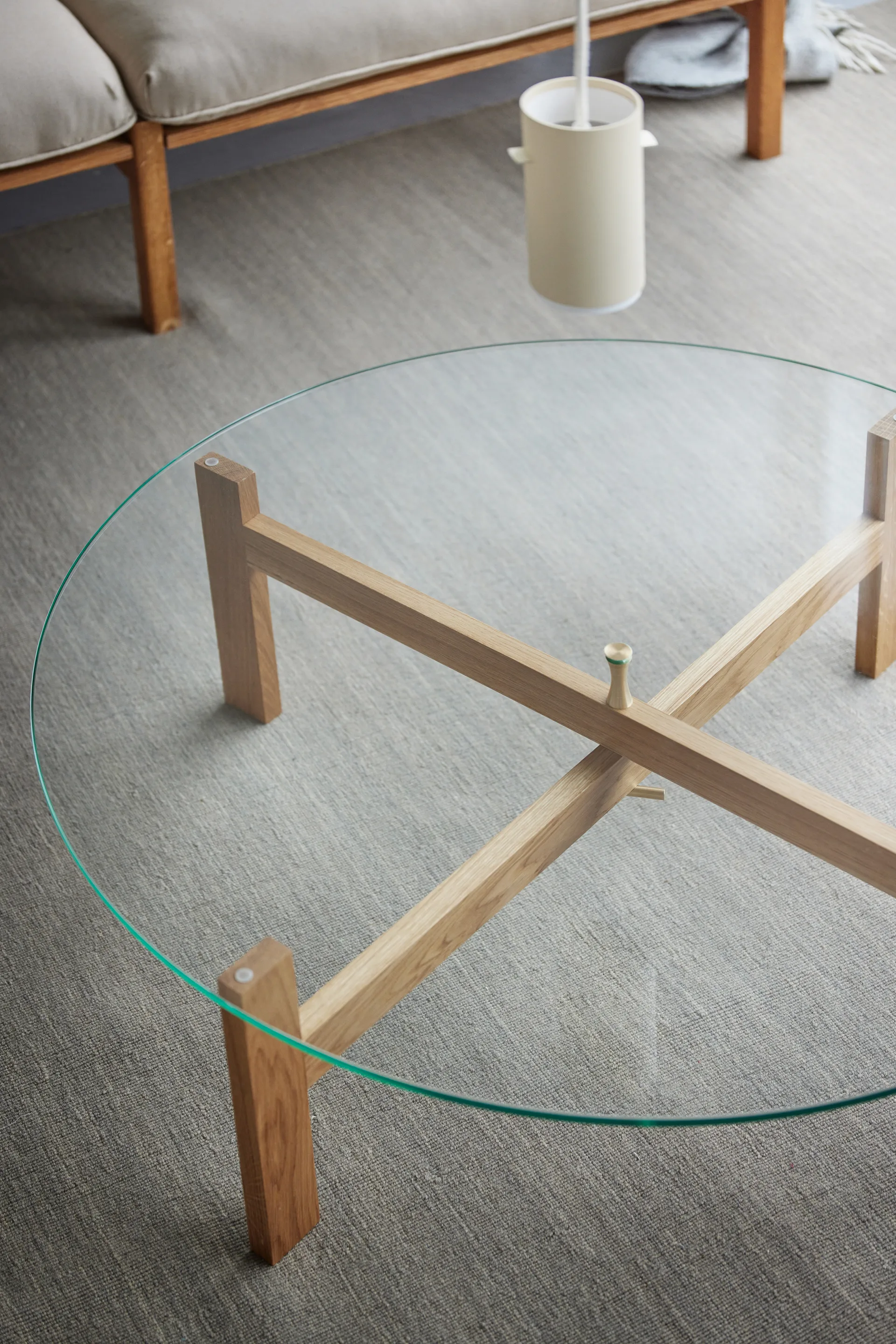 Moebe Round soffbord Ø88 cm, Ek MOEBE