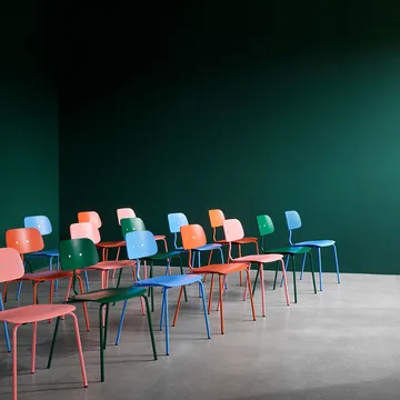 Kevi 2060 stol - Azure lackat stativ betsad ask - Montana