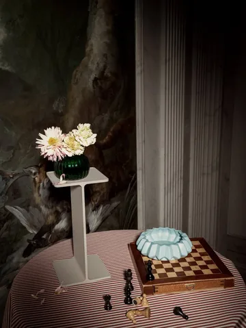 Museum Pedestal piedestal - Svart, 15x15x30 cm - Museum