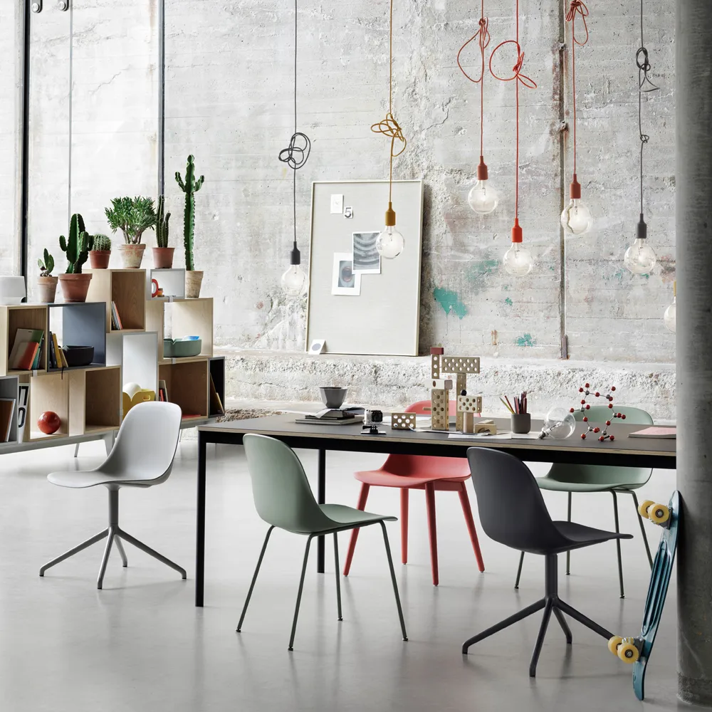 Fiber stol stålmedar plastsits, Black-Anthracite black Muuto