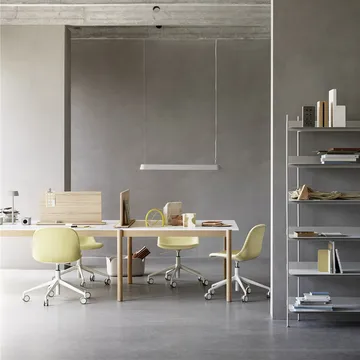 Linear System End Module bord - Black-Oak 142x120 cm - Muuto