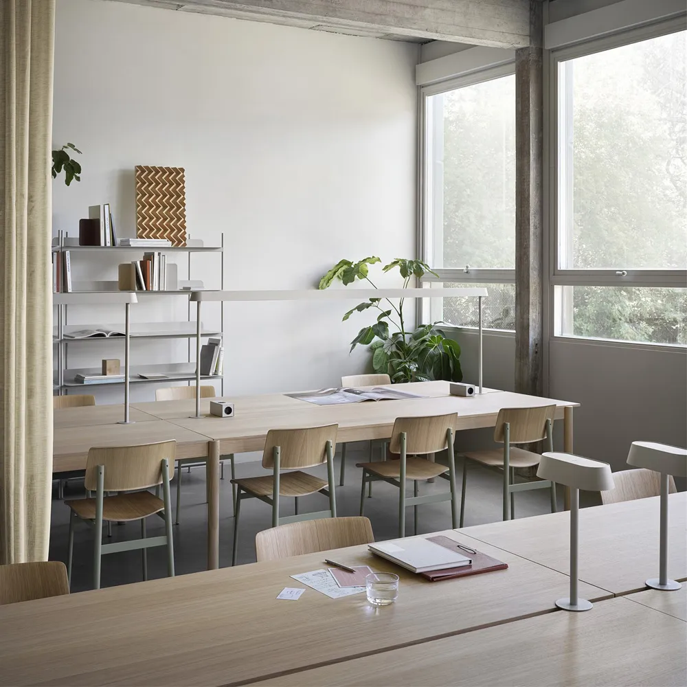 Linear System Middle Module bord, Oak veneer-Oak Muuto