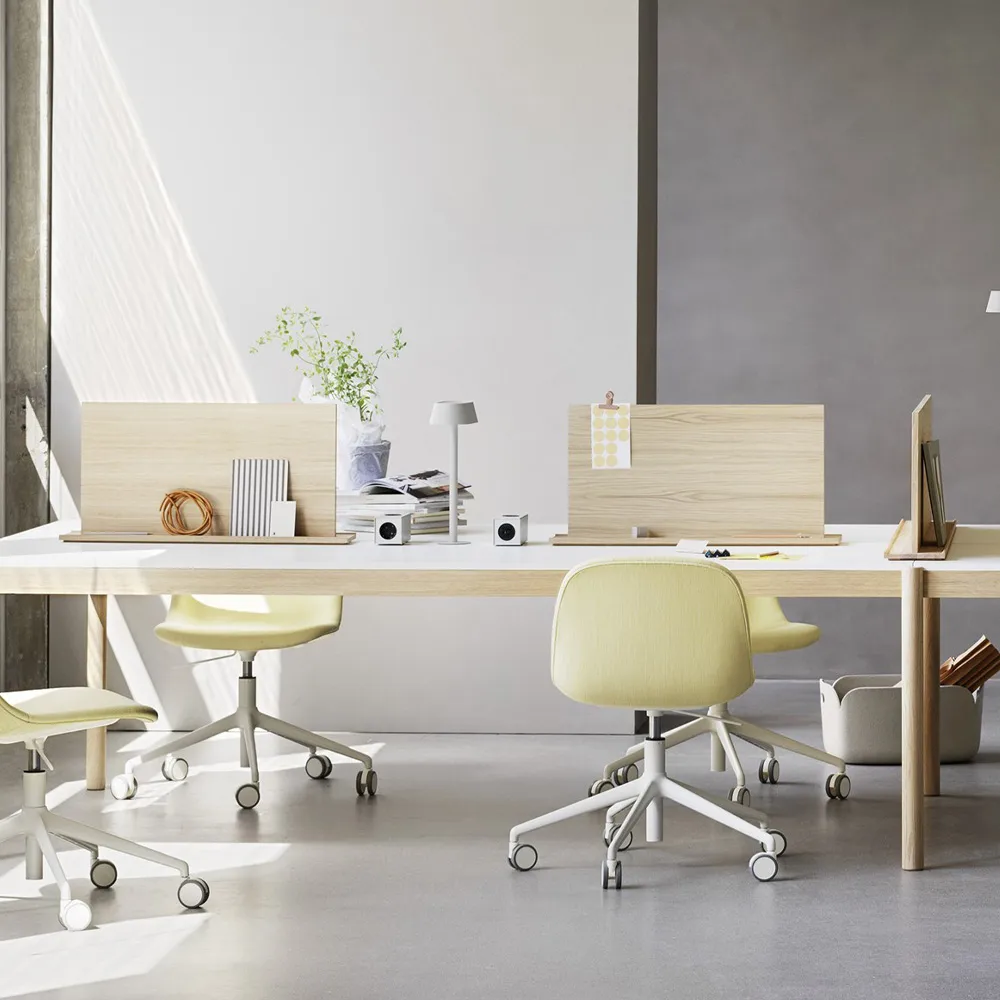 Linear System skärm, Oak 178 cm Muuto