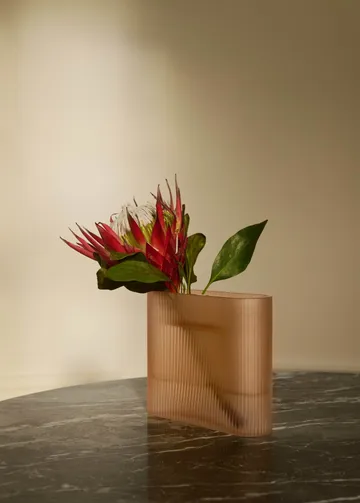 Ridge vas frostat glas 16,5 cm - Light orange - Muuto