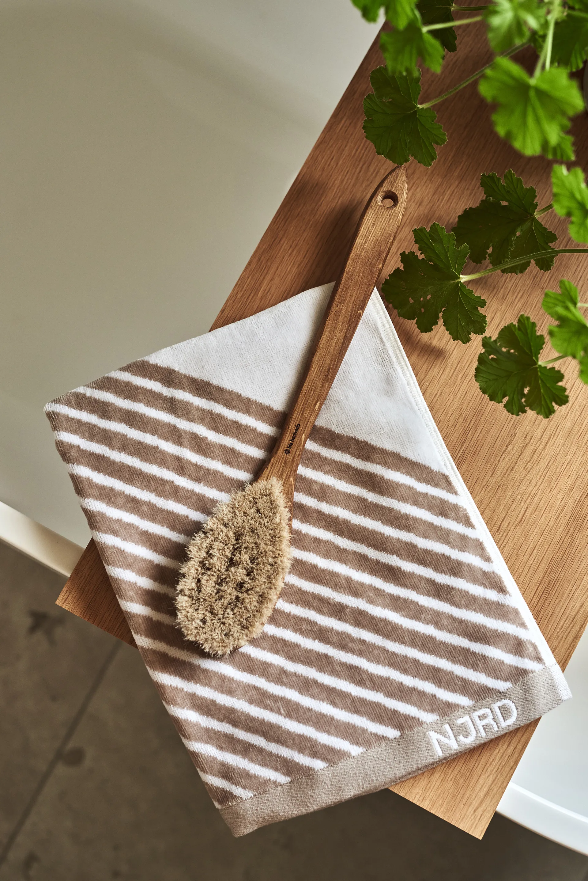 Stripes handduksset 4 delar - Beige NJRD