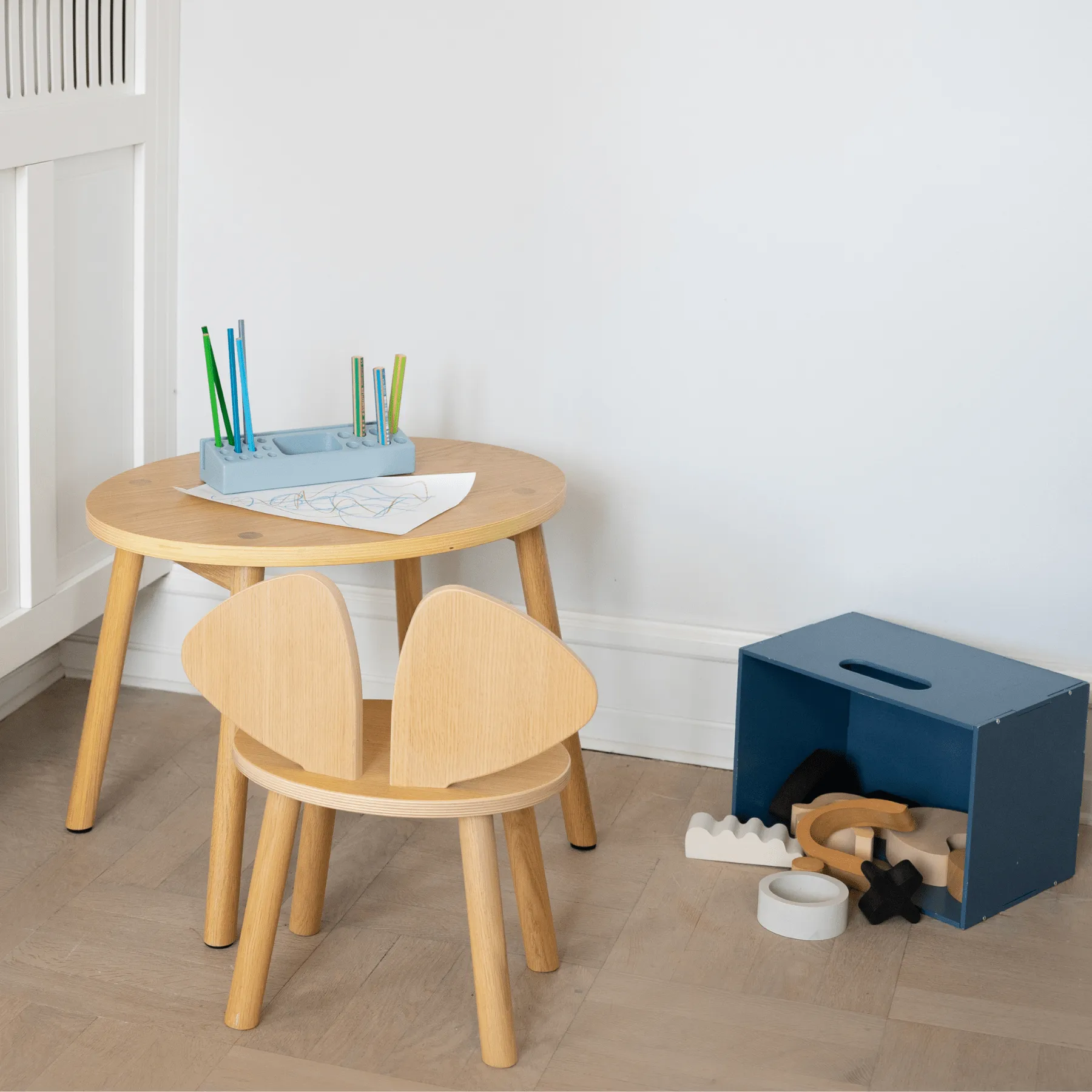 Mouse Chair barnstol, Ek Nofred